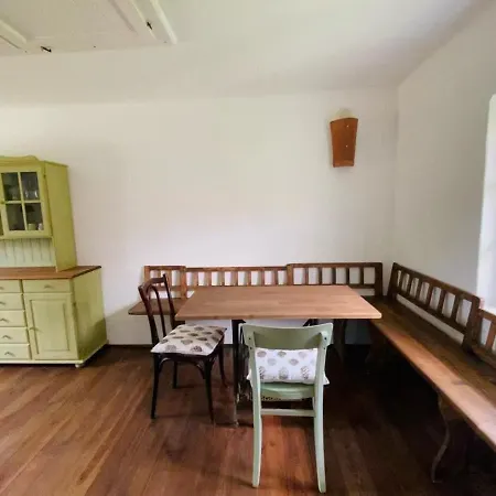 Kellerstoeckl-am-veganen-bio-lebenshof-nur-fuer-hundefreunde-empfohlen Holiday home Sulb