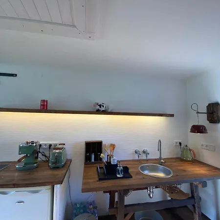 Kellerstoeckl-am-veganen-bio-lebenshof-nur-fuer-hundefreunde-empfohlen Sulb