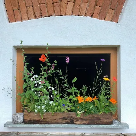 Holiday home Kellerstoeckl-am-veganen-bio-lebenshof-nur-fuer-hundefreunde-empfohlen Sulb